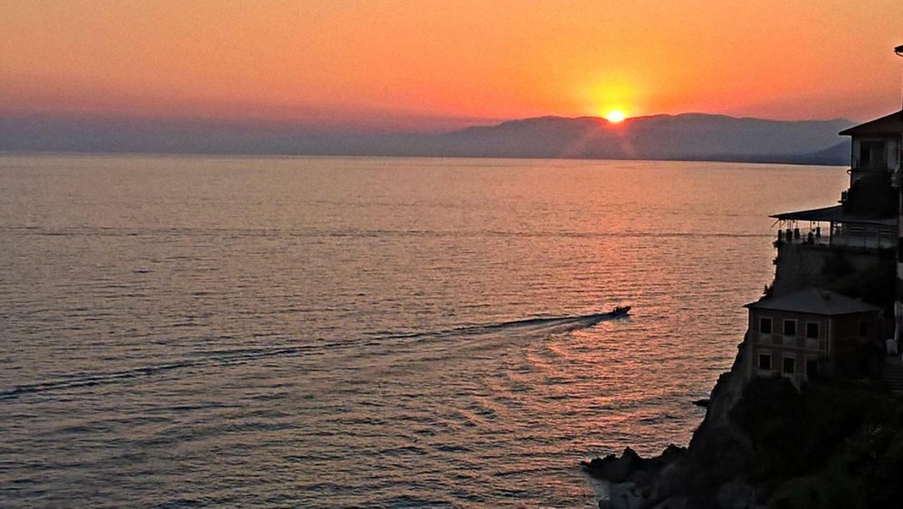 Camogli Golfo Paradiso La Casa Del Comandante 外观 照片